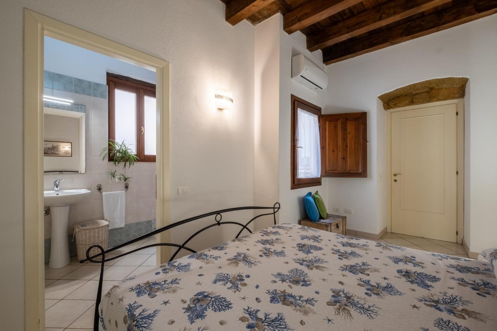 Entu E Mari - Grecu Apartment Cagliari Ngoại thất bức ảnh