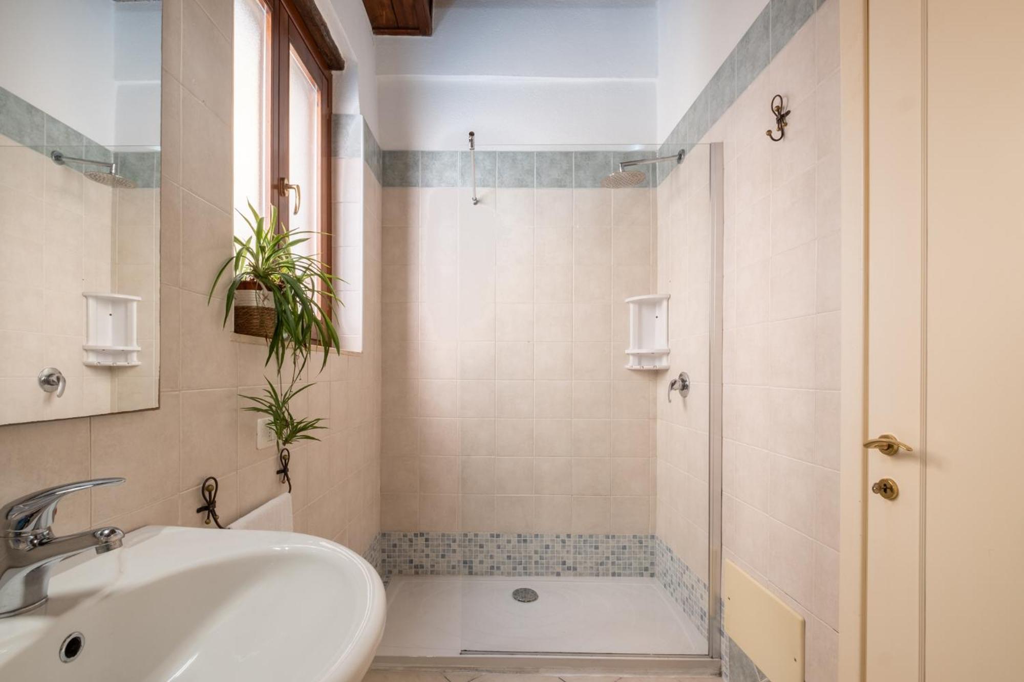 Entu E Mari - Grecu Apartment Cagliari Ngoại thất bức ảnh